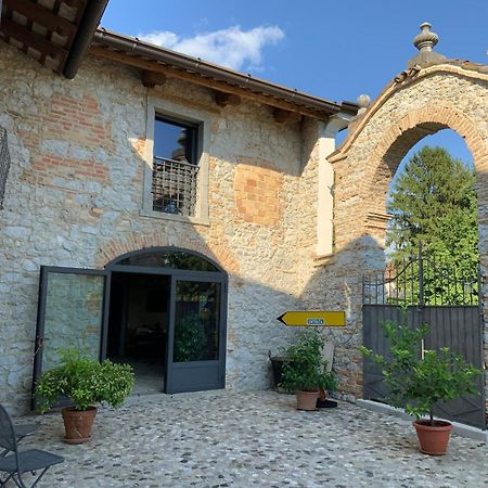 Borgo Palazzo Steffaneo Bed and Breakfast San Vito al Torre Exteriör bild