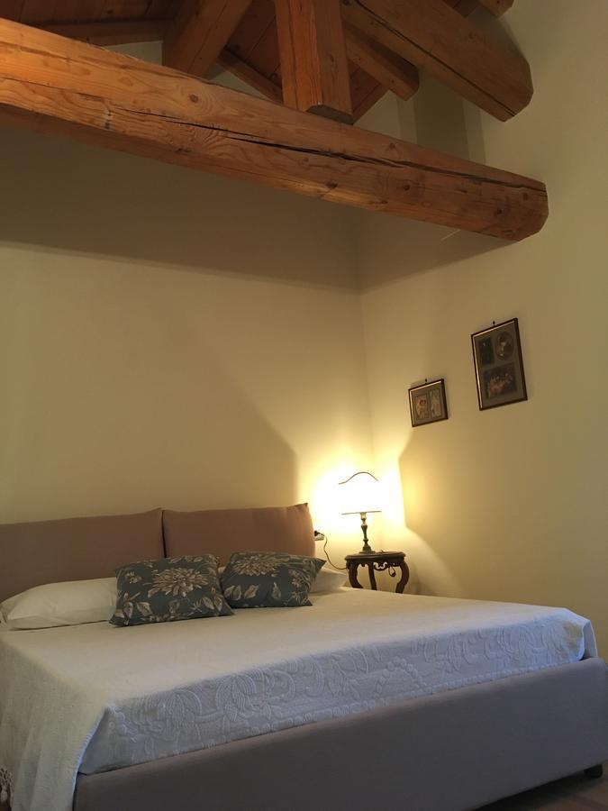 Borgo Palazzo Steffaneo Bed and Breakfast San Vito al Torre Exteriör bild